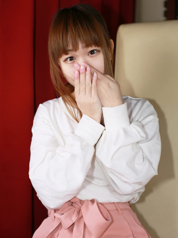 激安ヌキ道楽・難波店 きあら 25歳 T：148cm　B：82(C)　W：54　H：83