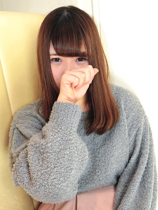 激安ヌキ道楽・難波店 みおり 25歳 T：164cm　B：86(E)　W：56　H：88