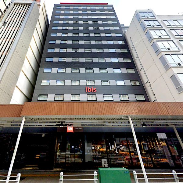 イビス大阪梅田／大阪府大阪市北区小松原町１－５